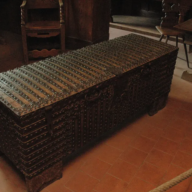 An iron-bound chest in the furnished rooms of Haut-Kœnigsbourg